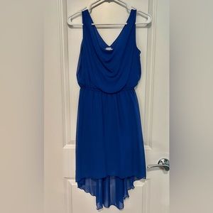 Sleeveless high-low blue dress